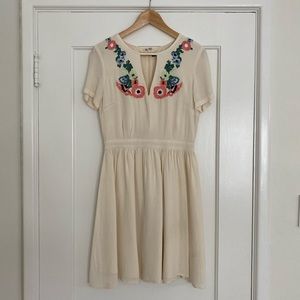 Embroidery dress